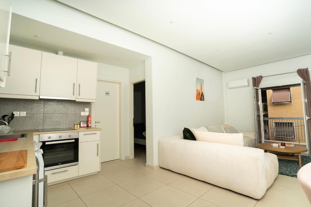 Homey Renovated 1 Bedroom Apartment In Kesariani Athen Eksteriør billede