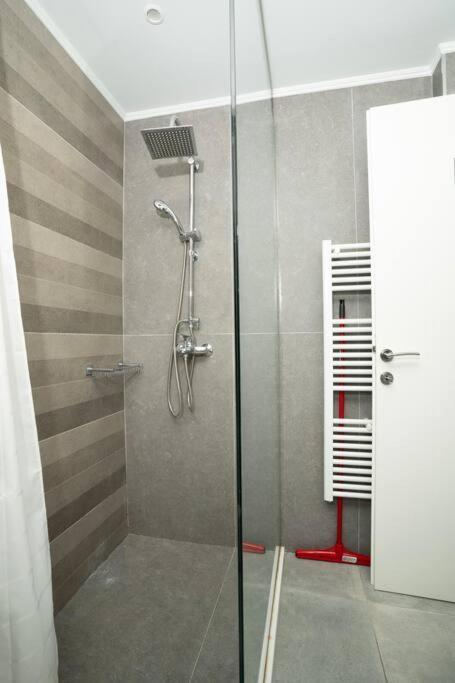Homey Renovated 1 Bedroom Apartment In Kesariani Athen Eksteriør billede